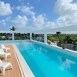 DELUXE STUDIOS DUCASSI ROOFTOP POOL - playa LOS CORALES